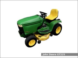 John Deere GT225
