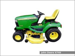 John Deere X740